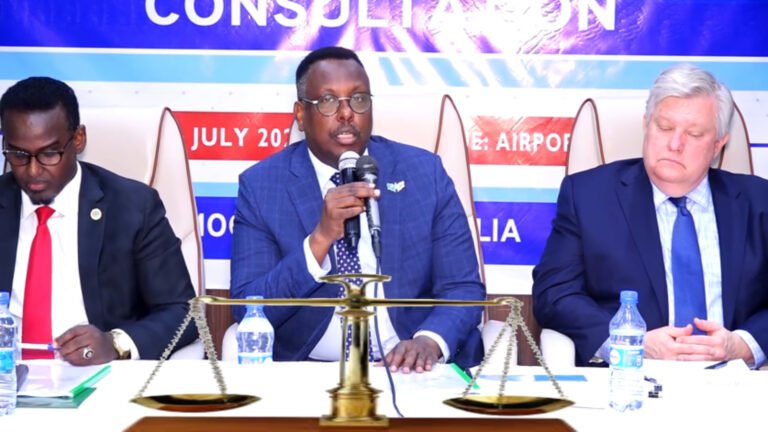 {DAAWO MUUQAALKA} Wasiir Xasan Macallin Maxamuud ” Cadaalad lama heli karo haddii aan baaritaan dhab ah la sameyn”.