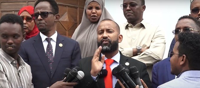 Xildhibaan Malik oo Sheegay Hubka ay qabteen reer Cabudwaaq in loo waday Shabaab