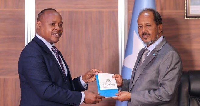 Maxeey Tahay Malaayiinta Dolar oo aay Soomaaliya Ku bixineeyso EAC