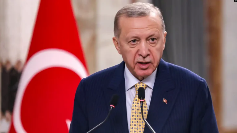 Maxaa ka dhashay booqashadii Erdogan ee Soomaaliya 14 sano ka hor.?