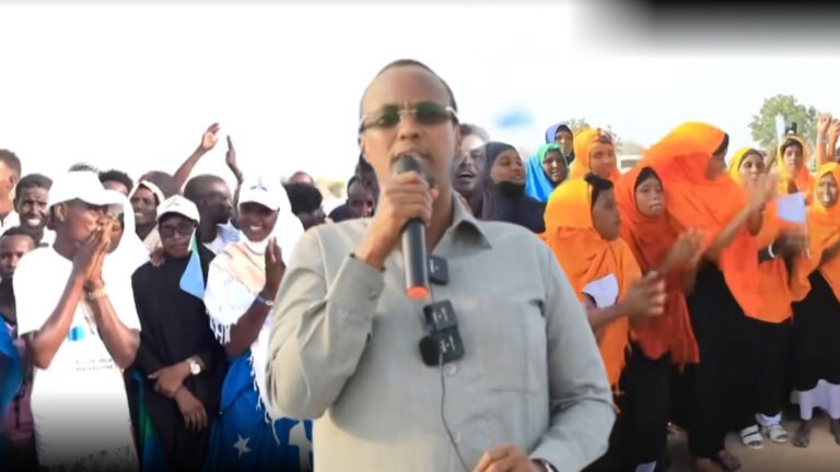 {DAAWO MUUQAALKA} Madaxweynaha Hirshabelle oo lagu soo Dhaweeyey Deegaanka Alkoowsar.