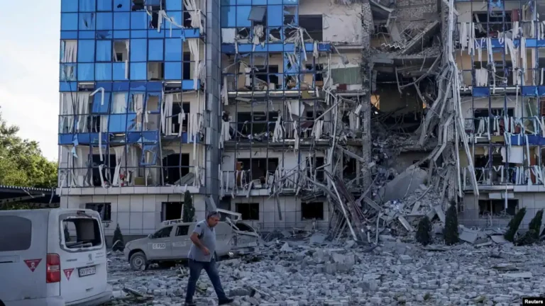 Ruushka oo madaafiic ku garaacay Magaalada Kharkiv ee Dalka Ukraine