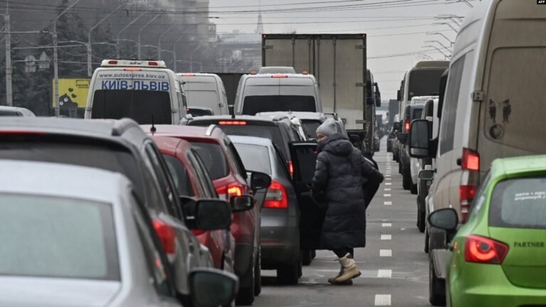 Xageey ku danbeeyaan Soomaalidi ka qaxday Dagaalka Kasocda Dalka Ukraine?