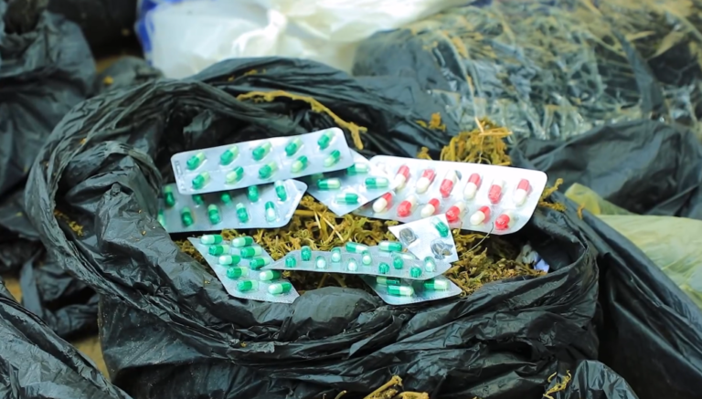 {DAAWO SAWIRADA} Booliska oo maandooriye kala duwan iyo  Hub ku qabtay Muqdisho