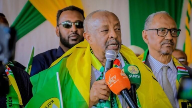 {DAAWO MUUQAALKA} Hogaanka sare ee xisbiga kulmiye ayaa munaasibad Soo dhawayn ah u sameeyay Qurba jooga Somaliland