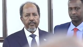 {DAAWO MUUQAALKA} Madaxweyne Xasan shiikh oo gaaray Xarunta Baarlamaanka