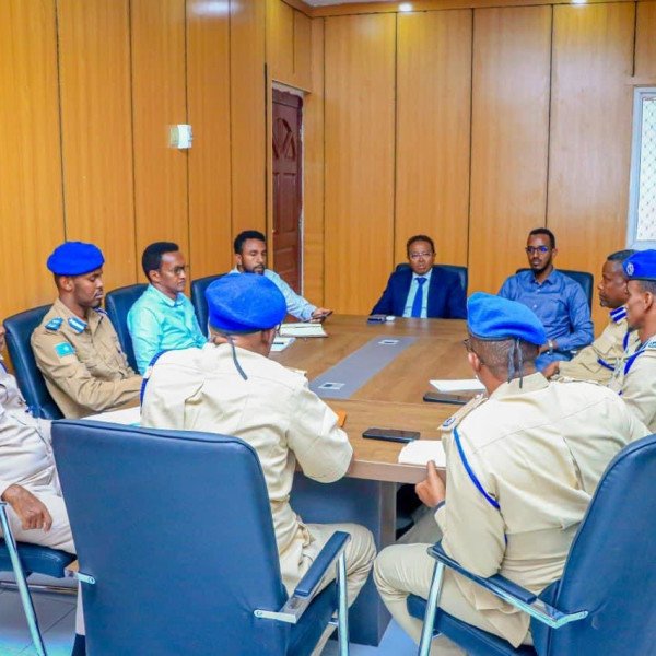 Booliska Puntland oo lasiiyay awaamiir ku aadan ilaalinta degaanka.