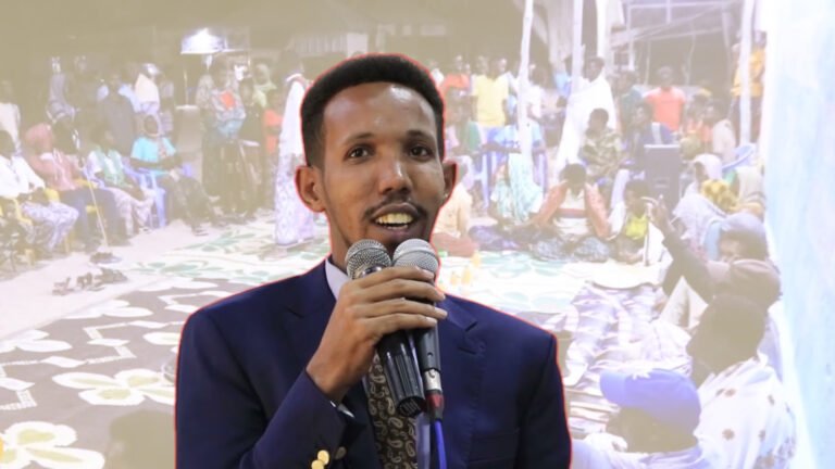 {DAAWO MUUQAALKA} Masuuliyiin ka qeeyb galay Kulan loogu Duceeynayo Shiikh Cismaan Xidig.