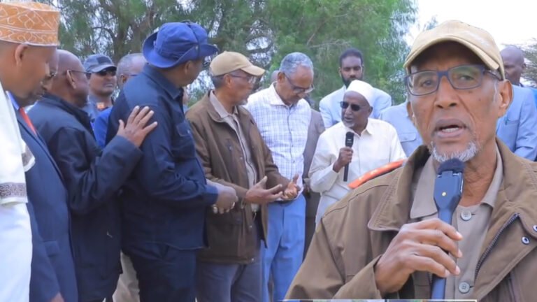 {DAAWO MUQAALKA}  Madaxweynaha Somaliland ayaa Ceerigaabo ka Xadhig Jarey Mashaariic muhiim ah.