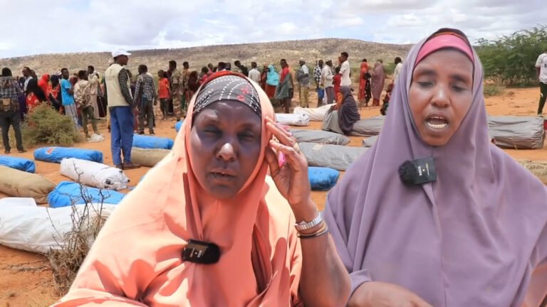 {DAAWO MUQAALKA} Jubbaland oo qeybisay gargaar ay hay’adda Maaraynta Musiibooyinka Qaranka u dirtay degmada Luuq.