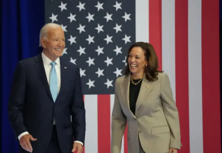Kamala Harris oo qaadatay hirgelinta siyaasadda madaxweyne Biden ee arrinta Qasa