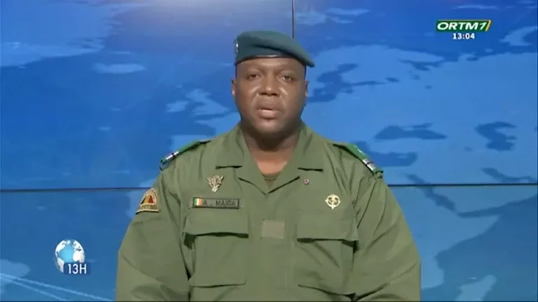 Waa Tee Dowladda Afrikan-ka ah oo xiriirka u jartay Ukraine?