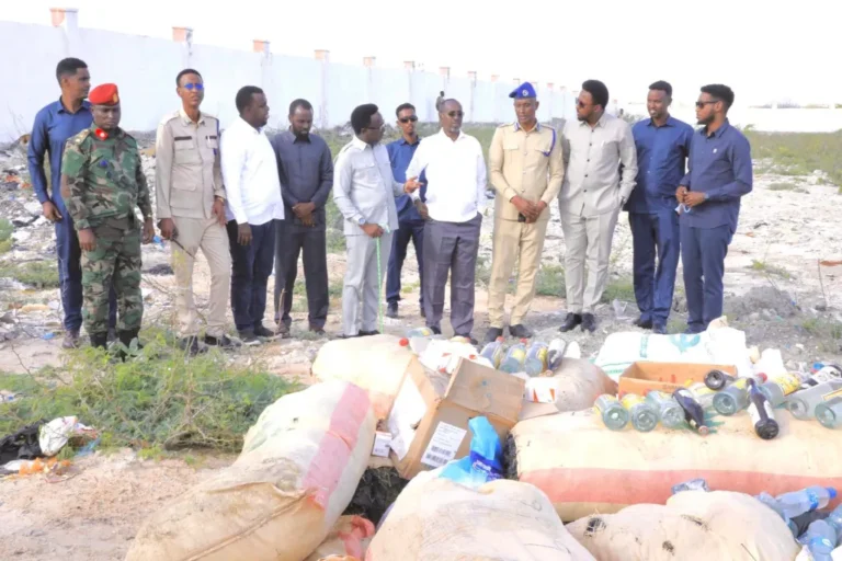 {DAAWO SAWIRADA} Booliska Gobalka Banaadir oo Soo Bandhigay Maandooriye  Halis ah