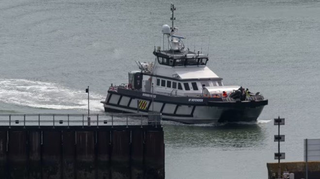 492 migrants came to UK in small boats on Saturday, Home Office says