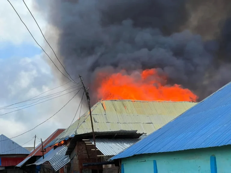 Dab Xoogan oo Saakay Ka Kacay Suuq Ku yaalo Jowhar