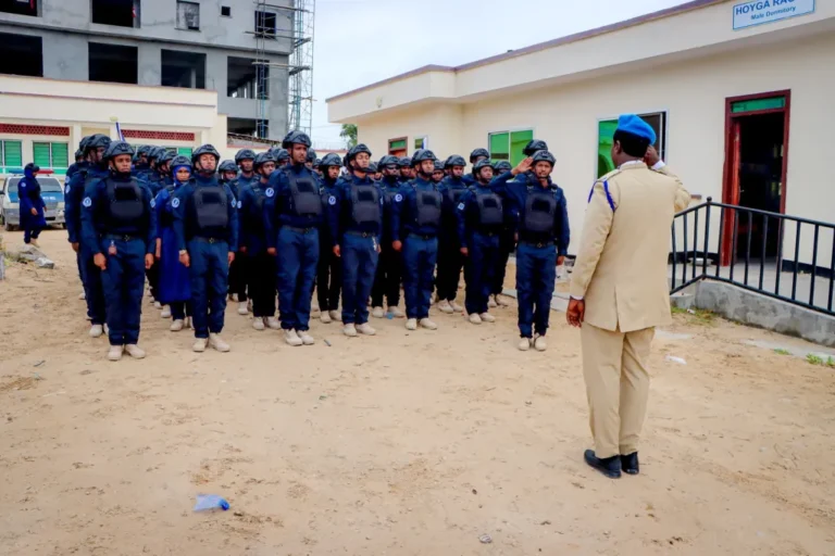 {DAAWO SAWIRADA} Mareykanka oo Tababar Usoo Xiray Ciidan Ka Midnoqonayo Booliska DFS