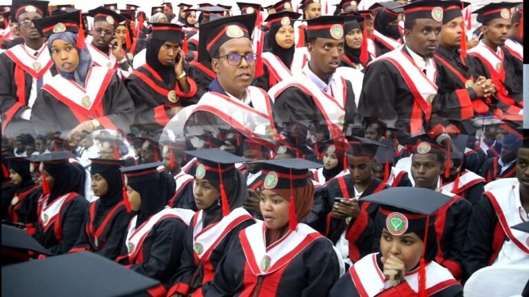 {DAAWO MUQAALKA} Arday Baratay Xirfadda caafimaadka oo munaasabad qali jebin ah loogu qabtay Muqdisho