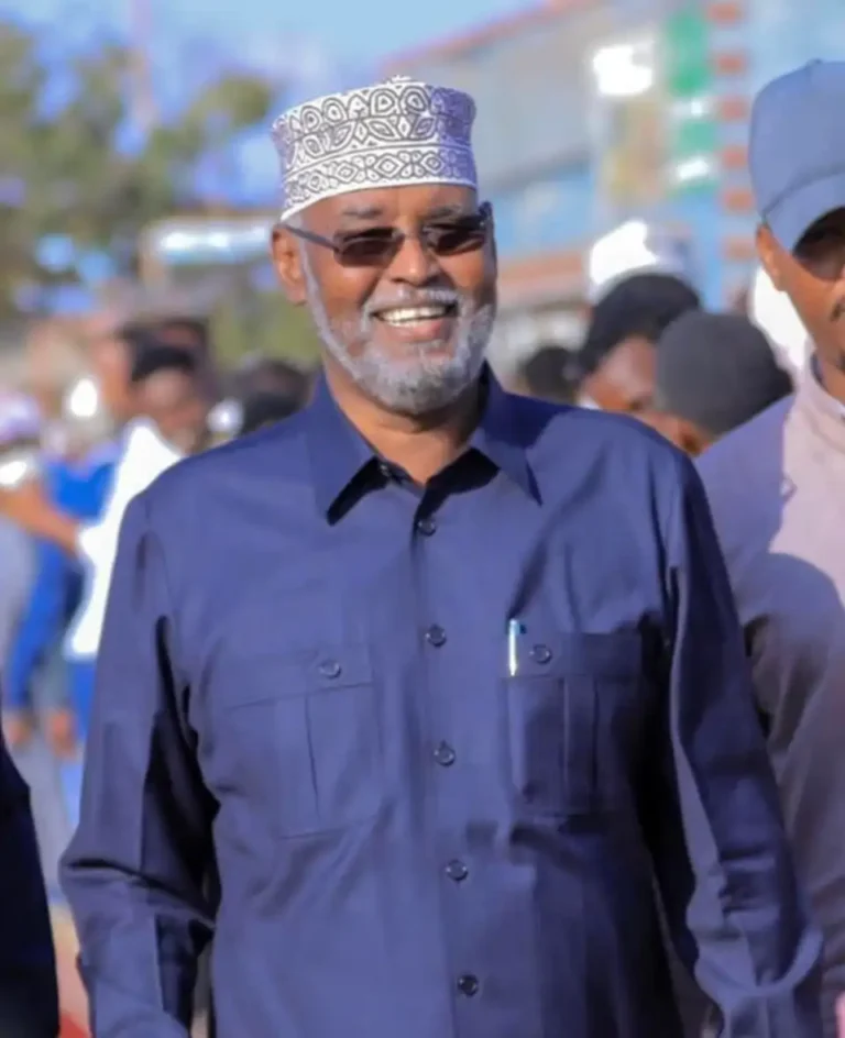 Axmed Madoowe oo magacaabis cusub sameeyay