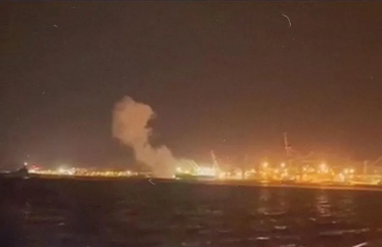 Dekeda Magaalada Eilat ee Israel oo qaraxyo lagu weeraray