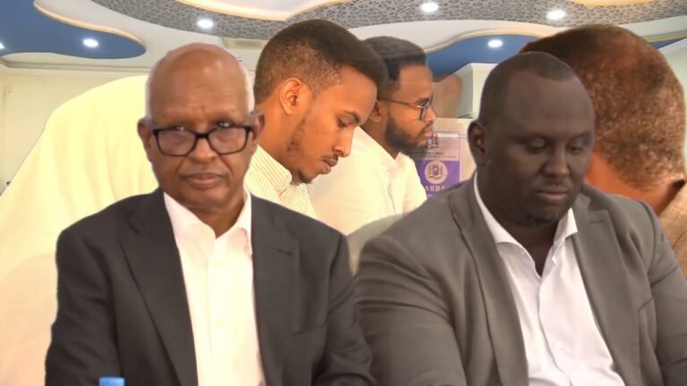 {DAAWO MUUQAALKA} Warmurtiyeed laga soo saaray Shir udhaxeeyay Madaxda dowlada iyo Kuwa M/Goboleedyada.