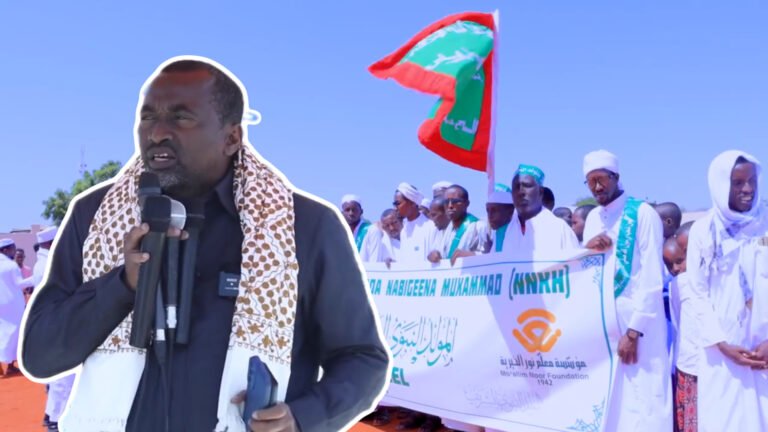 {DAAWO MUQAALKA} ”Shaydaan iyo intii raacsan ayaa diidan mowliidka” Sheekh Soomoow