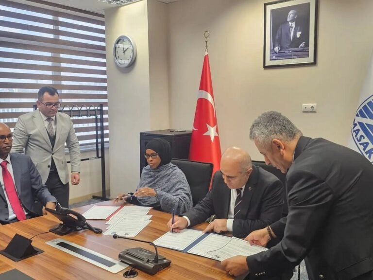 Muxuu yahay Heshiiska ay kala saxiixdeen Sirdoonnada Soomaaliya iyo Turkiga?