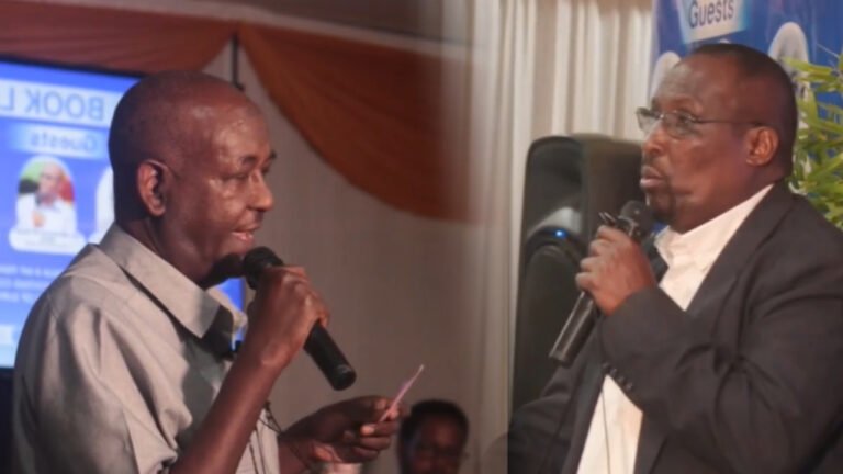 {DAAWO MUUQAALKA} Buug uu qoray Cabdifitaax ayuu kaga hadlay Burburkii iyo Dagaaladii Dalka ka dhacay