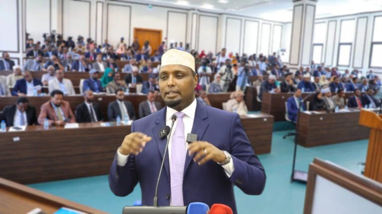 {DAAWO MUUQAALKA} “Adeegyo Caafimaad iyo Waxbarasho ayaan ka hirgilinaynaa meelaha laga xureyay AS” Wasiir Beenebeene