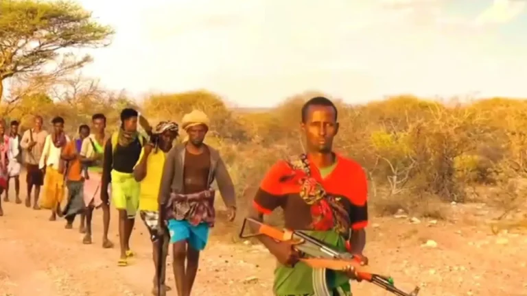 {DAAWO MUUQAALKA} Ciidamada Deegaanka oo Digniin u Diray shacabka ku noolka Gobolka Hiiraan.