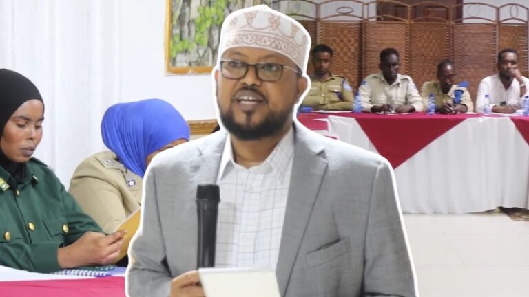 {DAAWO MUUQAALKA} Guddiga Garsoorka ee Golaha Shacabka oo kulan la tashi ah ku qabtay Muqdisho.