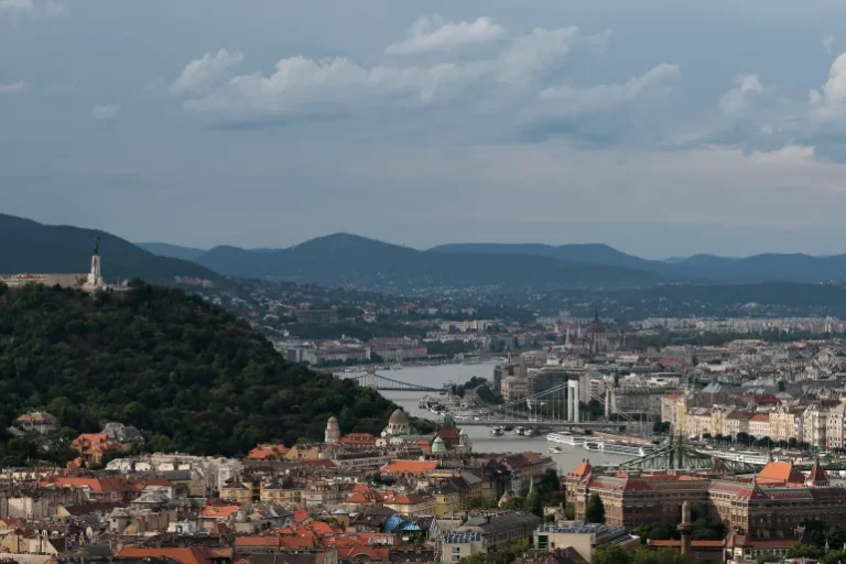 OECD calls off antibribery mission to Hungary in unprecedented move