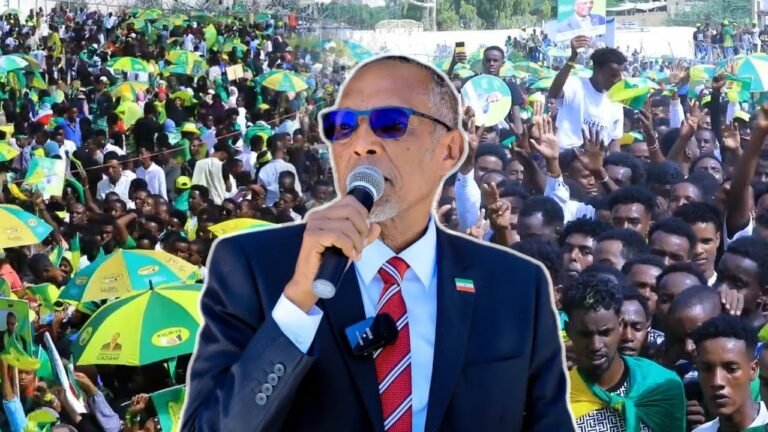 {DAAWO MUUQAALKA} Muuse Biixi muxuu kala kulmay Fagaaraha Beerta Xoriyadda ee Hargeysa