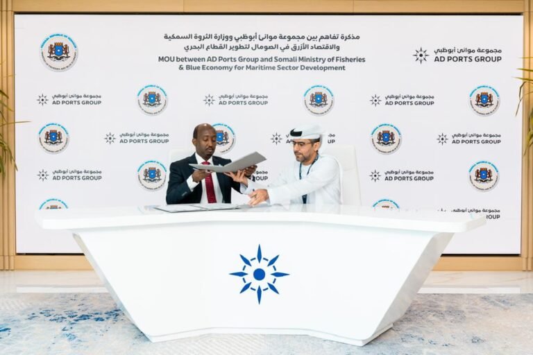 Soomaaliya iyo Abu Dhabi PORTS Group oo Heshiis kala Saxiixday