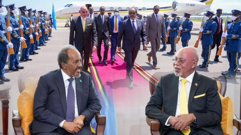 {DAAWO MUUQAALKA} Wafdi uu hoggaaminayo Xasan Sheekh oo gaaray Kampala