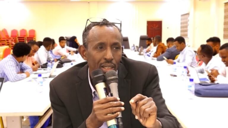 {DAAWO MUUQAALKA} Waxaan balaarinay xogta Waxbarashada Dalka.”Xoghayaha Wasaaradda Waxbarashadda”