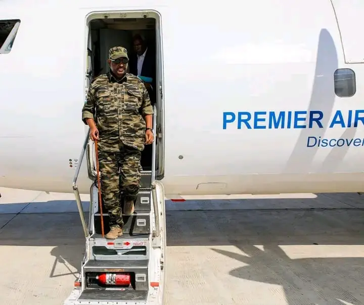 Madaxweyne Deni oo kusii jeeda Boosaaso kuna dhawaaqaya Dagaal ka dhan ah..