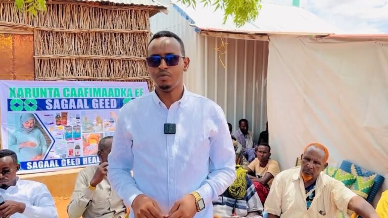 {DAAWO MUUQAALKA} Bulshada Deegaanka sagaal Geed oo isku tashi ku Dhistay Xarun Caafimaad.