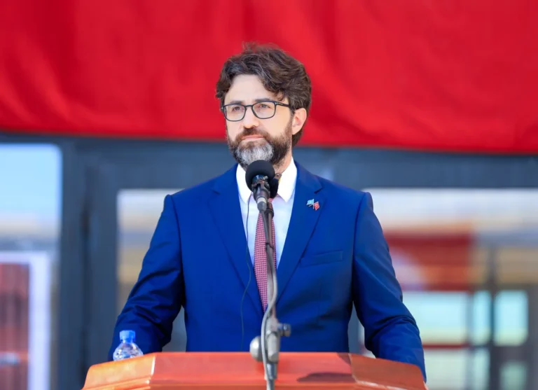 Turkiga oo Cabdiraxmaan Cirro ugu baaqay soo celinta midnimada soomaliyeed.