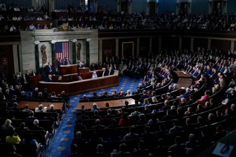 Maxaa ka taqanaa 4 qof ee Muslimiinta ah ee ku Guuleeystay Doorashadii Maraykanka?