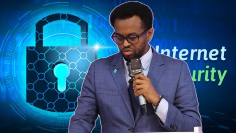 {DAAWO MUQAALKA} Shir looga hadlayo amniga Internetka oo Muqdisho lagu qabtay.