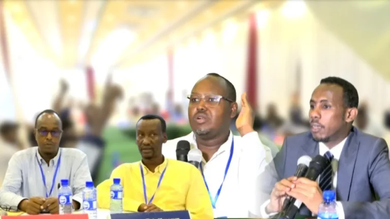 {DAAWO MUQAALKA}  Shirka golaha guud ee daladda SOMA oo lagu doortay hogaan cusub.