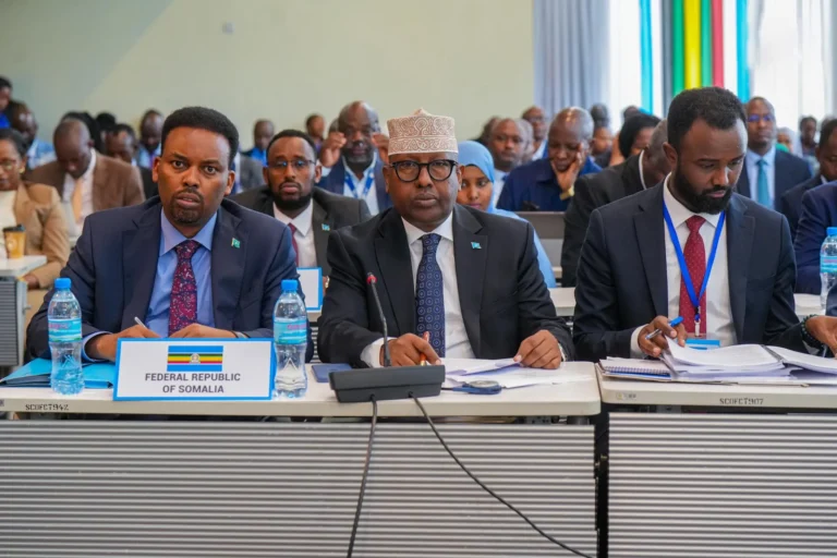 {DAAWO SAWIRADA} Fiqi oo ka qeyb galay shirka Wasiirada Arrimaha dibeda EAC