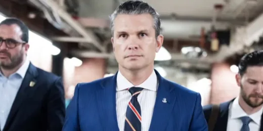 Ninka uu xoghayaha difaaca u magacaabay Trump oo qaaday tallaabo culus.