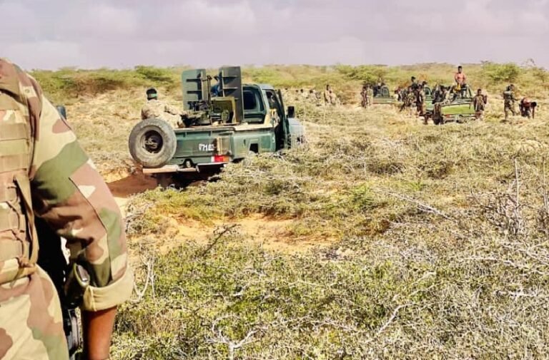 Somali National Army prepares for major offensive with operations in Bakool region.