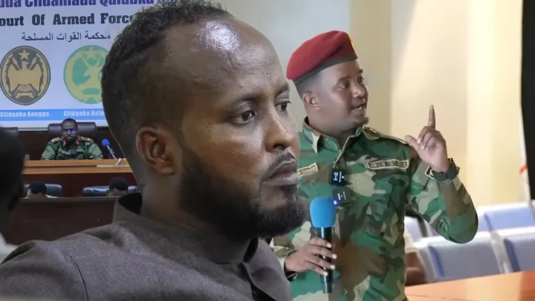 {DAAWO MUQAALKA}  Midna dharcad ayaa dishay midkii kalana Maanta ayuu Maxkamdda ka soo muuqday