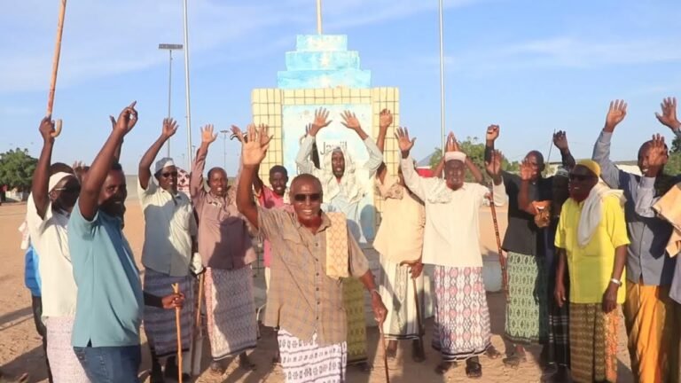 {DAAWO MUQAALKA} Odayaasha dhaqanka Degmada Jawiil oo war kasoo saaray colaada Abgaal iyo Xawaadle.