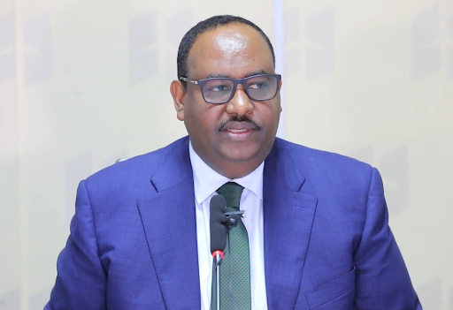 Madaxweyne Deni oo shaaciyay xilliga ay bilaabayaan dagaalka kooxda Daacish