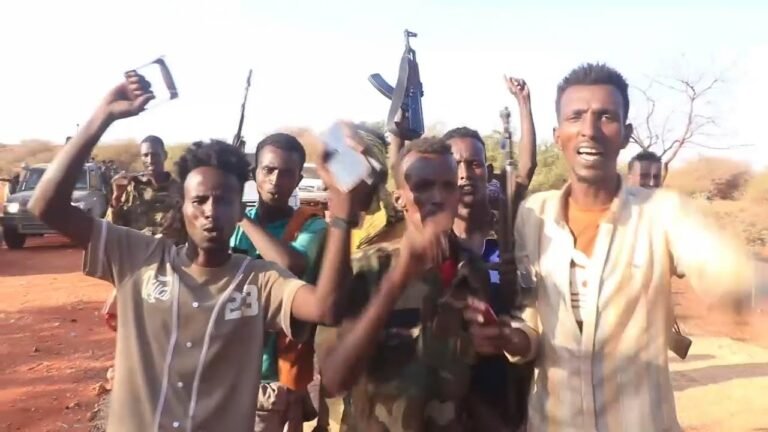 {DAAWO MUQAALKA}  Dabaaldaga ciidanka Deegaanka ee Deegaanadii ay kala wareegeen AS