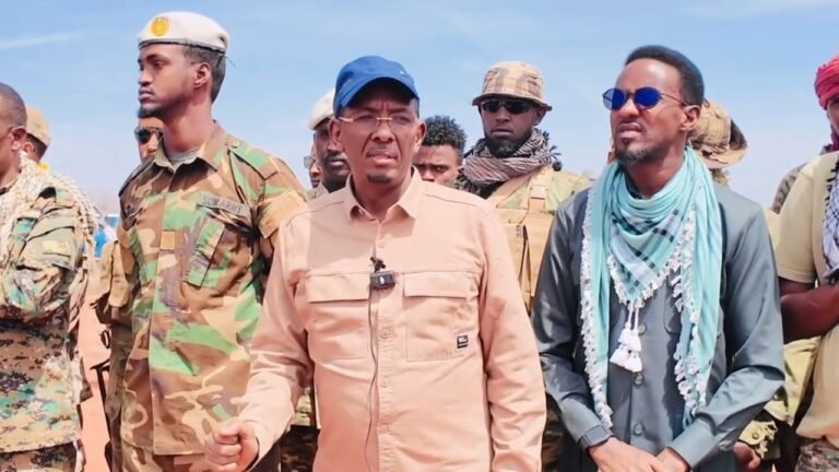 {DAAWO MUQAALKA} Sanbaloolshe oo Furunta Kula Hadlay Boqolaal Ciidamo ah