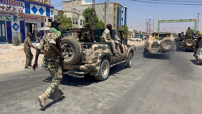SSC-Khaatumo oo guul sheegatay iyo Somaliland oo maxaabiis soo bandhigtay.